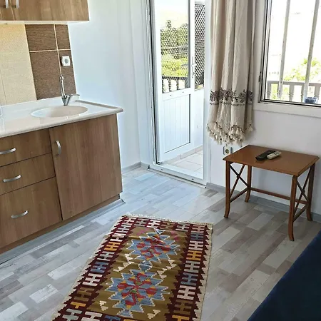 Caglar My Hause 3* トゥルグトレイス