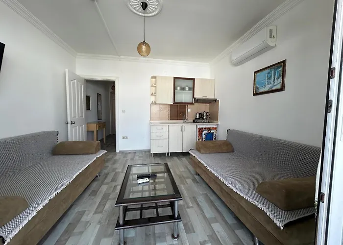 Caglar My Hause 3* تورغوتْريس